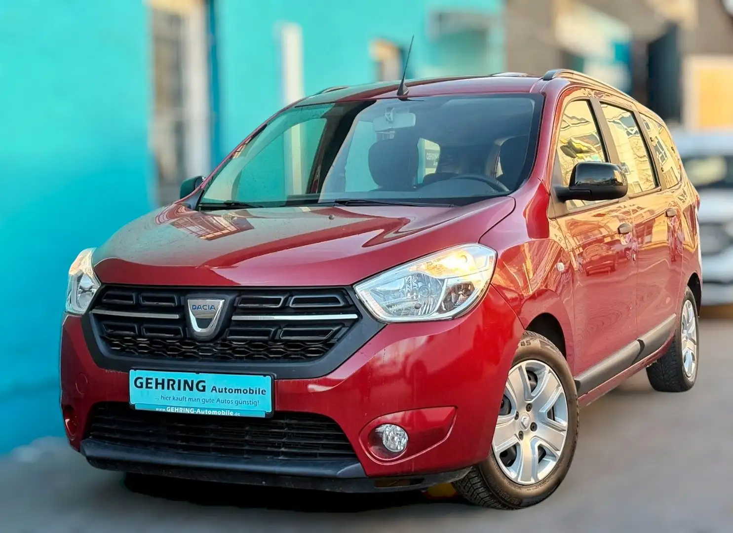 Dacia Lodgy Comfort 102 7 Sitze Navi CarPlay Allwetter Rot - 1