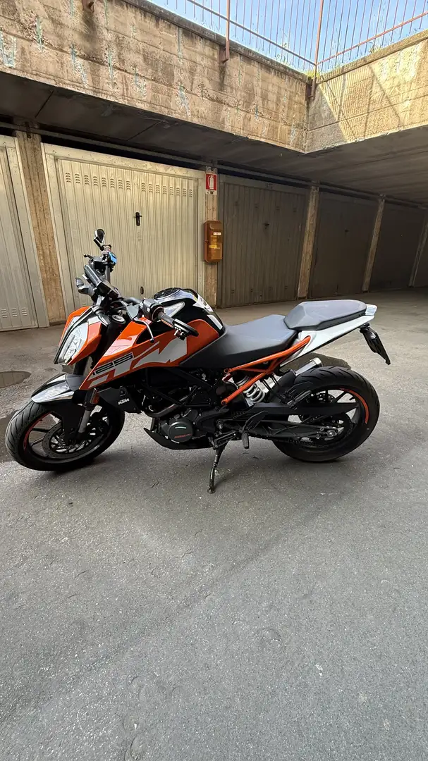 KTM 125 Duke ABS Orange - 2