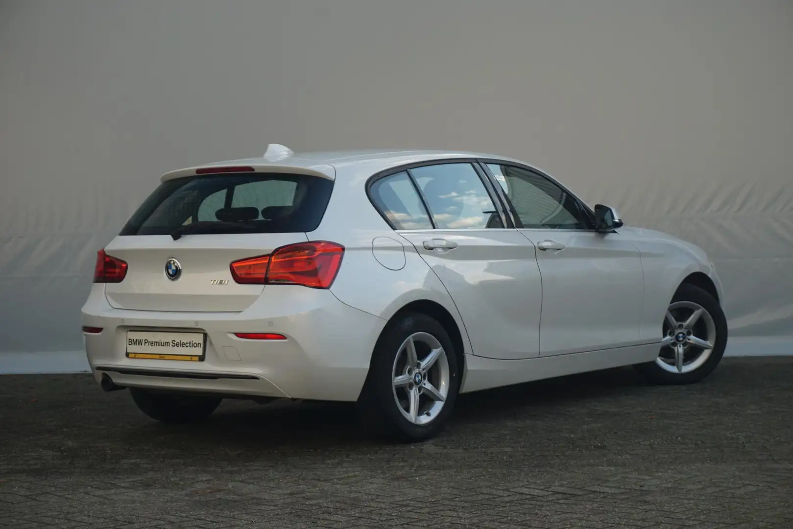 BMW 118 1-serie 118i Executive | Lederen bekleding / Sport Blanc - 2