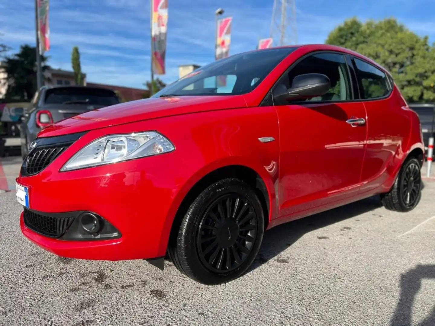 Lancia Ypsilon PRONTA CONSEGNA Rood - 2