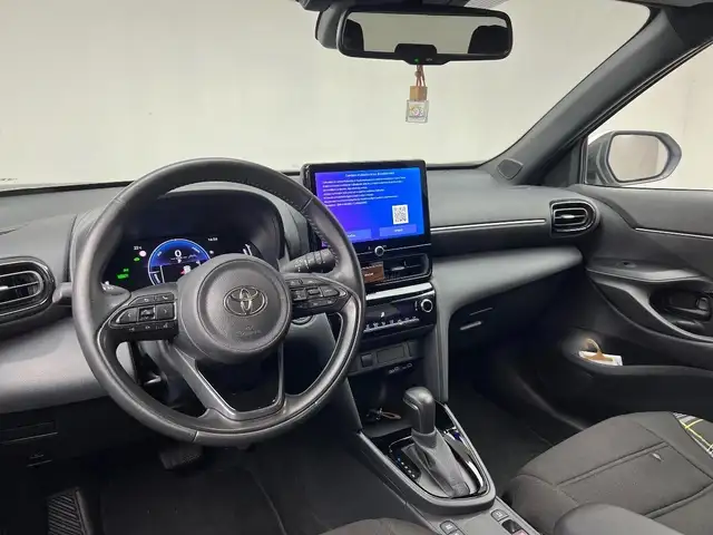 Toyota Yaris view 10
