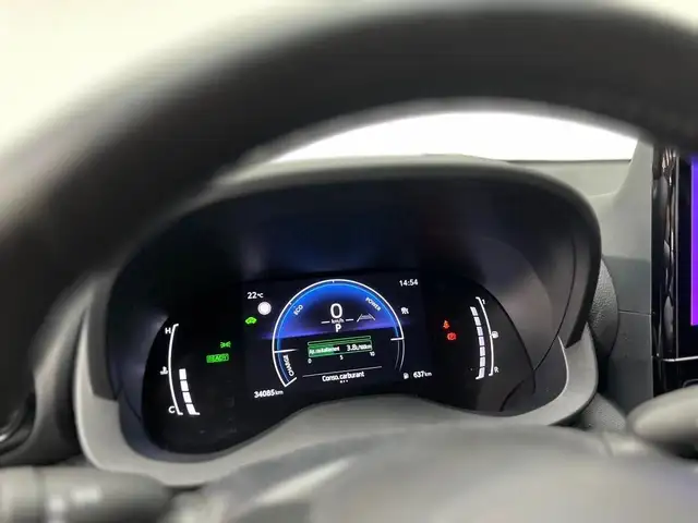 Toyota Yaris view 12