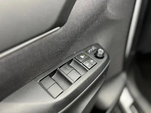 Toyota Yaris view 15