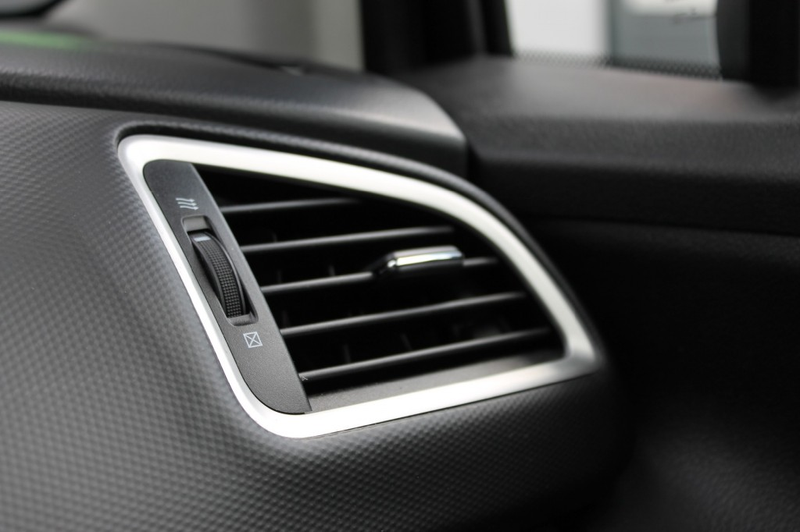 Suzuki SX4 1.6 Exclusive / Schuifdak / Bluetooth / Stoelverwa — photo 36