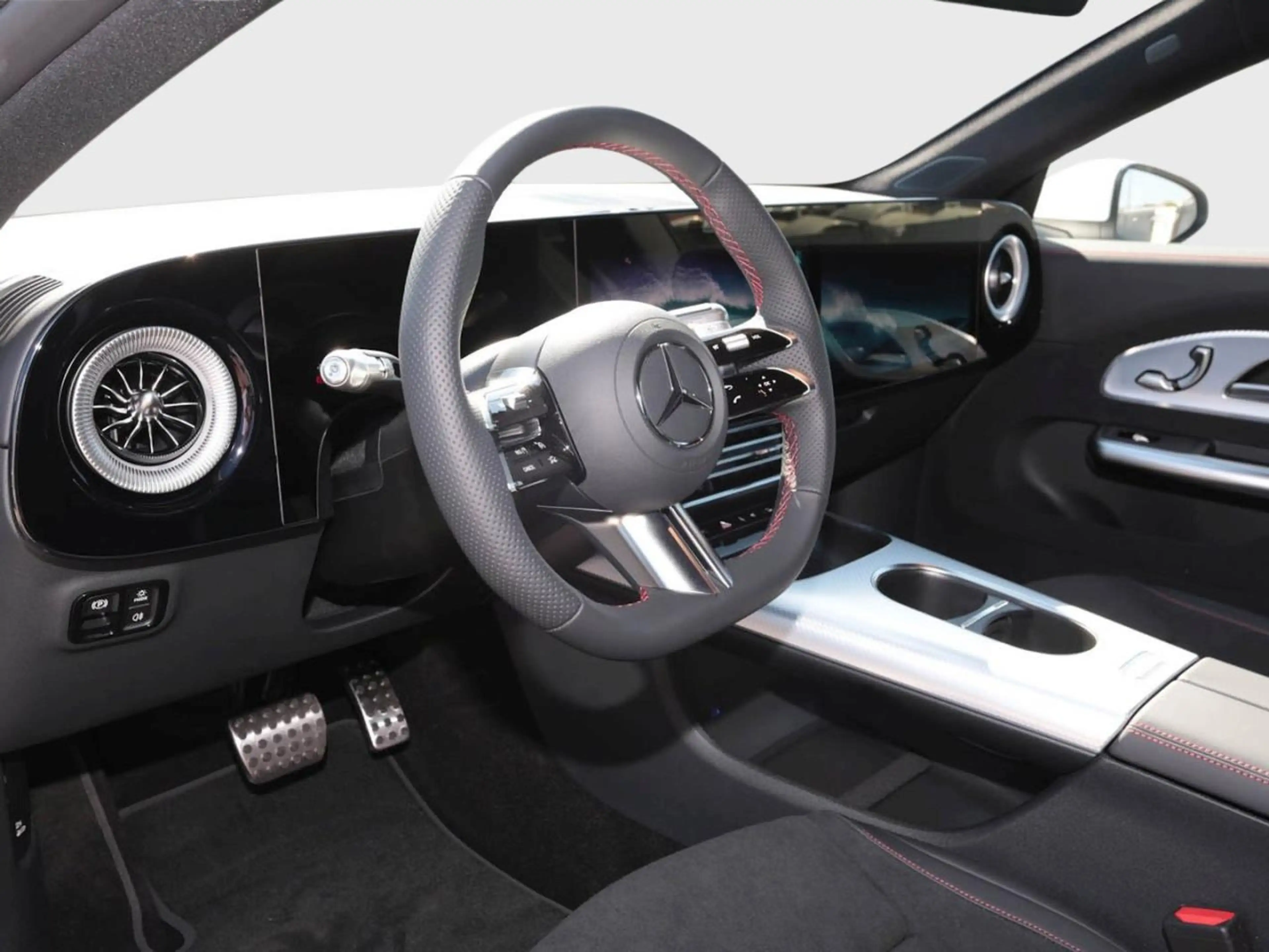Mercedes-Benz CLA 200 Shooting Brake AMG Panorama Easy-P AHK — photo 7