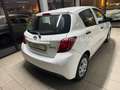 Toyota Yaris Basis Scheckheft/Klima/Wenig Km Weiß - thumbnail 4