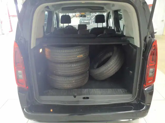 Opel Combo view 10