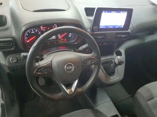 Opel Combo view 13