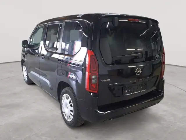 Opel Combo view 2