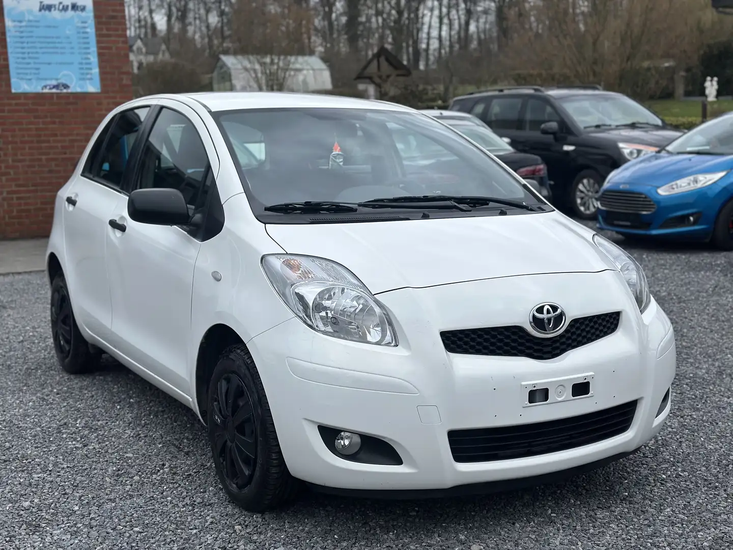 Toyota Yaris 1.0i VVT-i Natura - 1