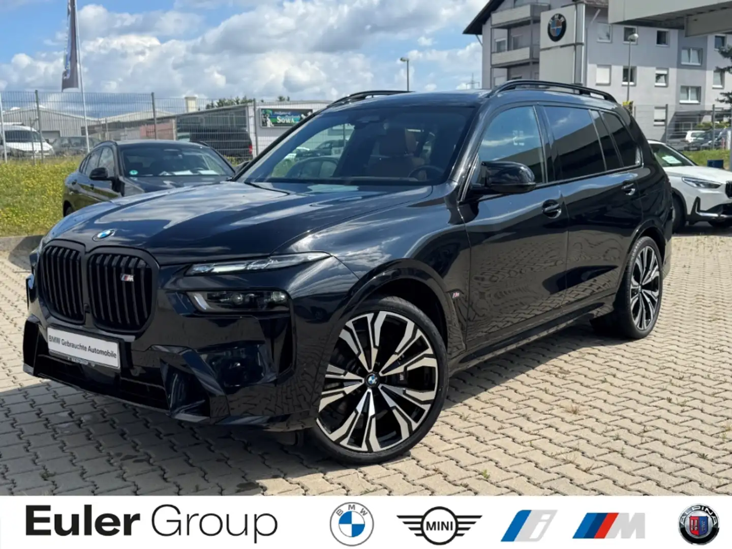 BMW X7 i A xDrive M-Sport 23'' HUD Standhzg AHK Pano Navi Schwarz - 1