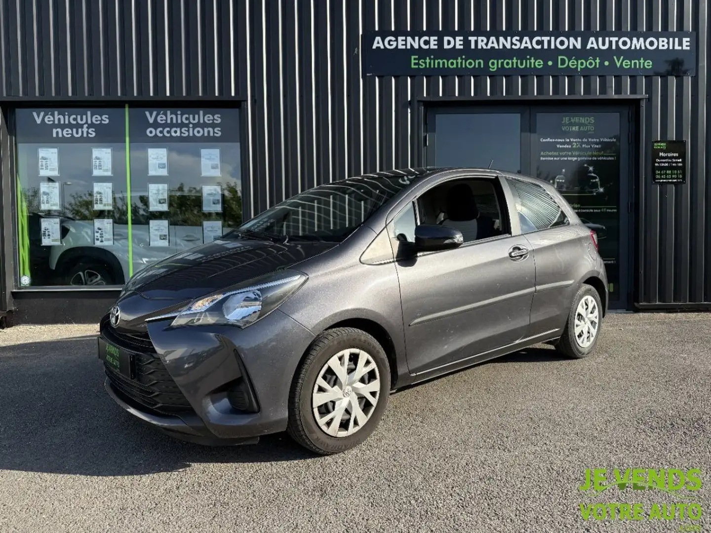 Toyota Yaris 110 VVT-i France 3p Gris - 1