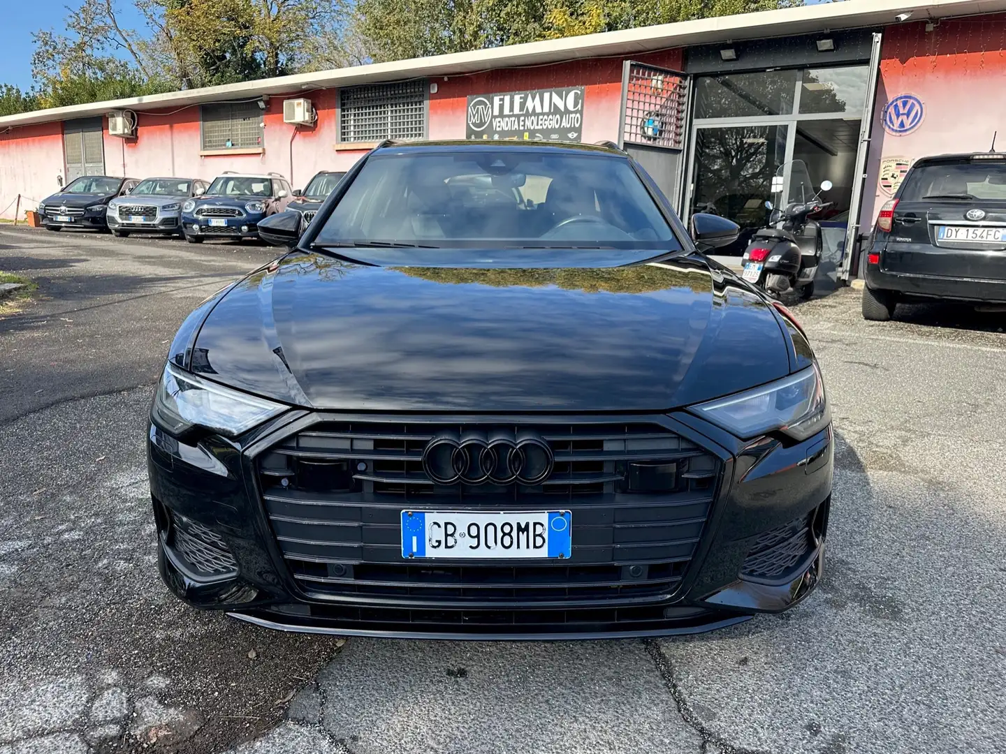 Audi A6 Avant 40 2.0 TDI S tronic Sport Noir - 2