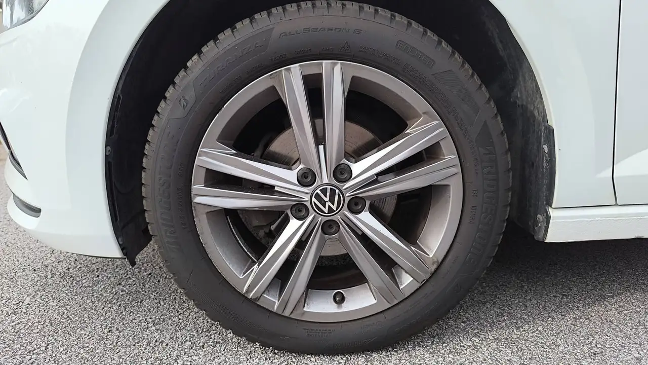 Volkswagen Polo Citadine 5 portes — photo 18