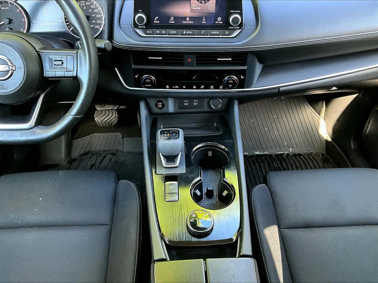 Nissan Rogue photo Nissan Rogue