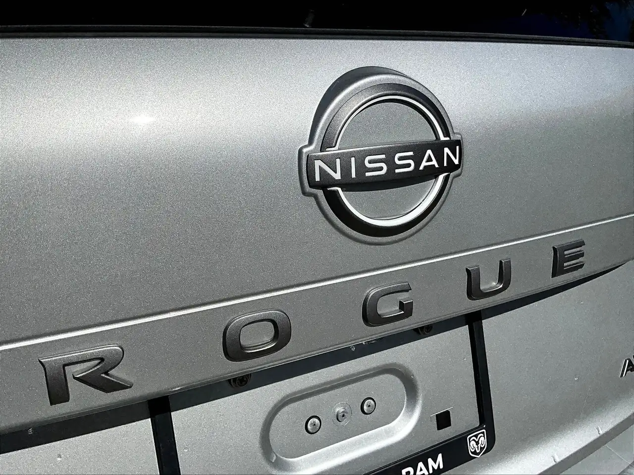 Nissan Rogue photo Nissan Rogue