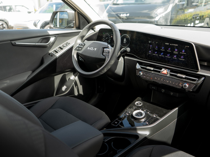 Kia e-Niro EV Limited Edition 64.8 kWh Stoel en stuurverwarmi — photo 7