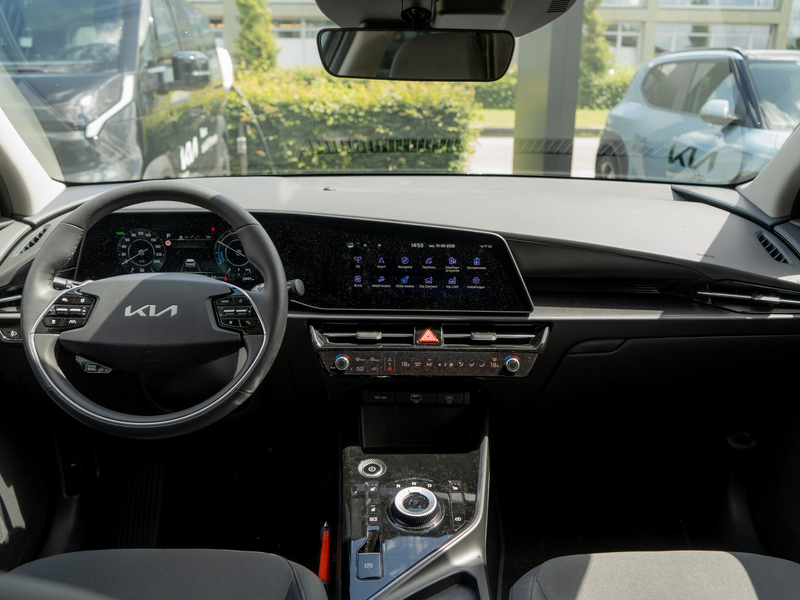 Kia e-Niro EV Limited Edition 64.8 kWh Stoel en stuurverwarmi — photo 11