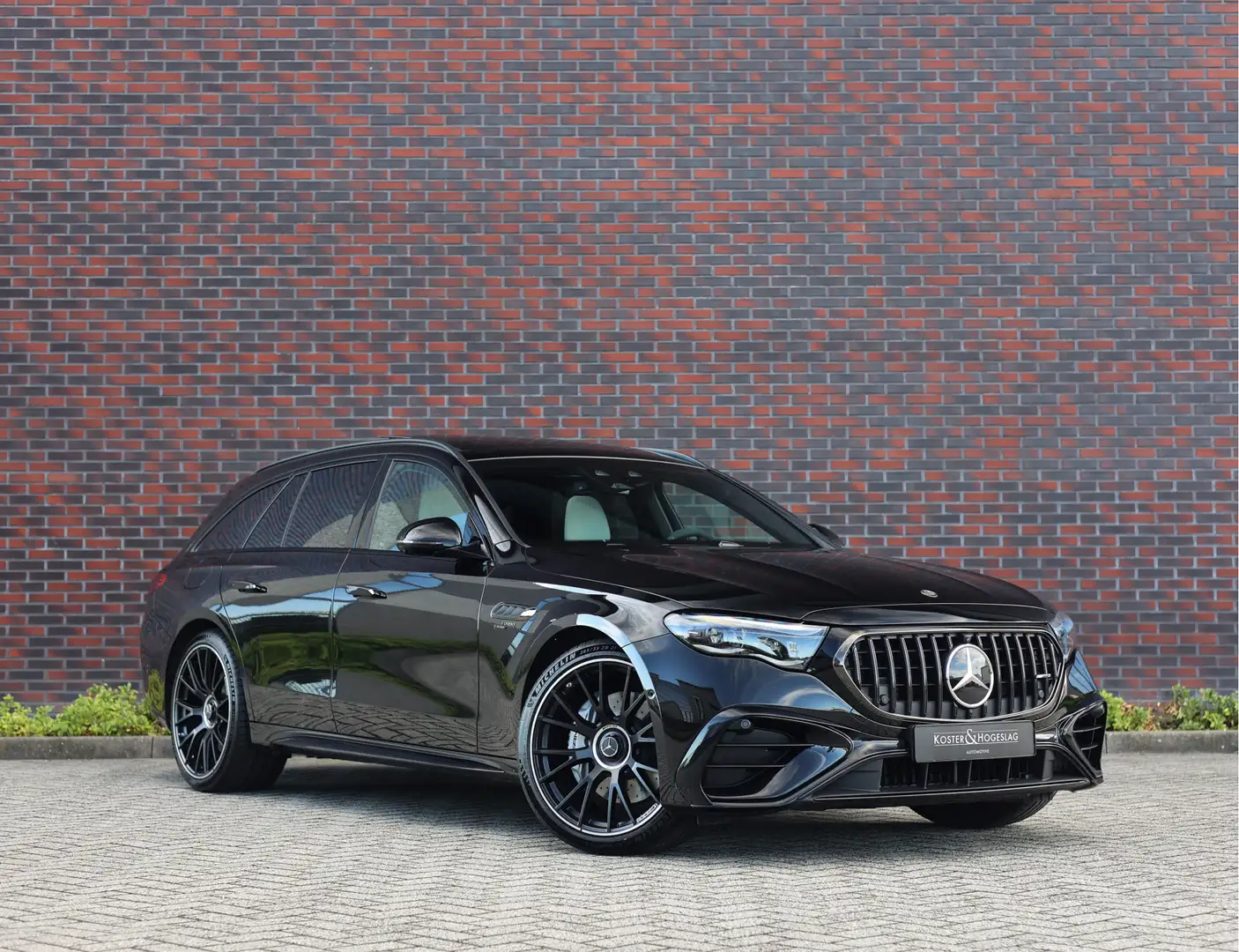 Mercedes-Benz E 53 AMG Estate 4MATIC+ Hybrid | Direct leverbaar! - Driver Zwart - 1