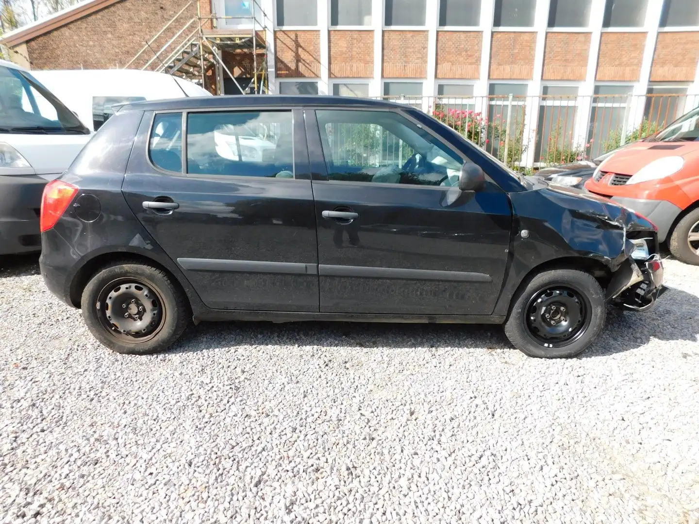 Skoda Fabia Special Schwarz - 1