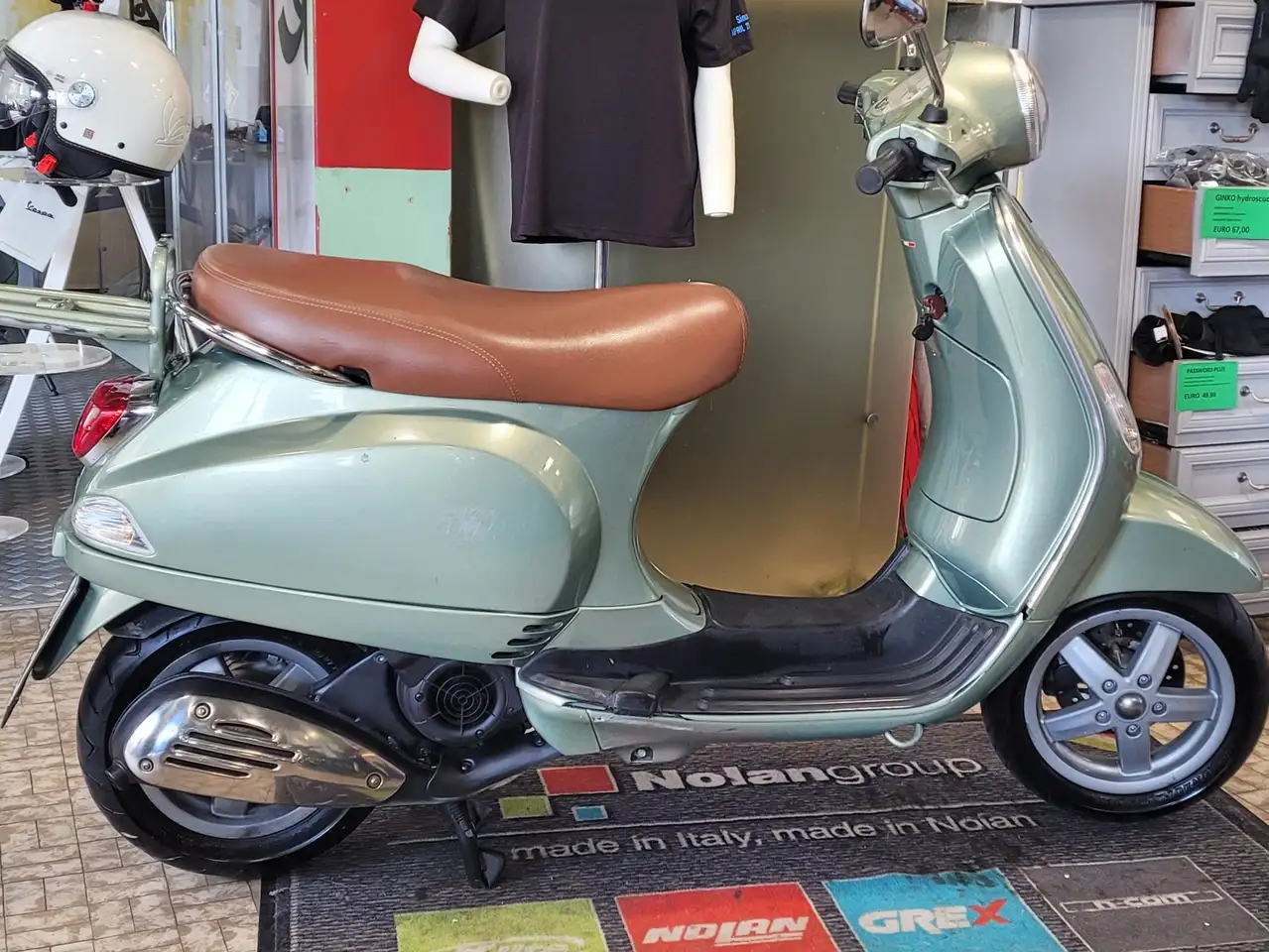 Vespa LX 125