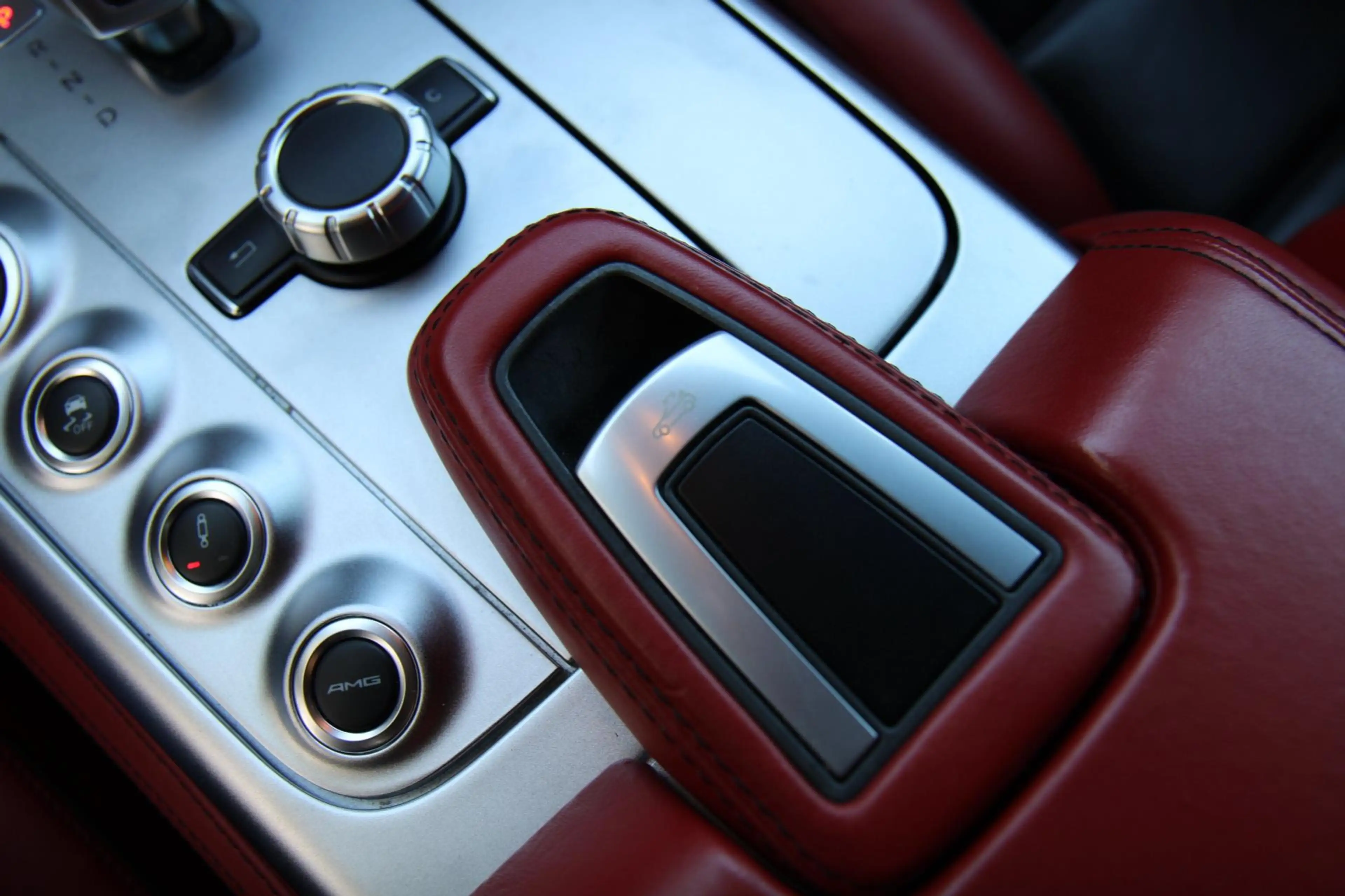 Mercedes-Benz SLS Roadster 6.3 AMG Ride Control DCT Topstaat — photo 38