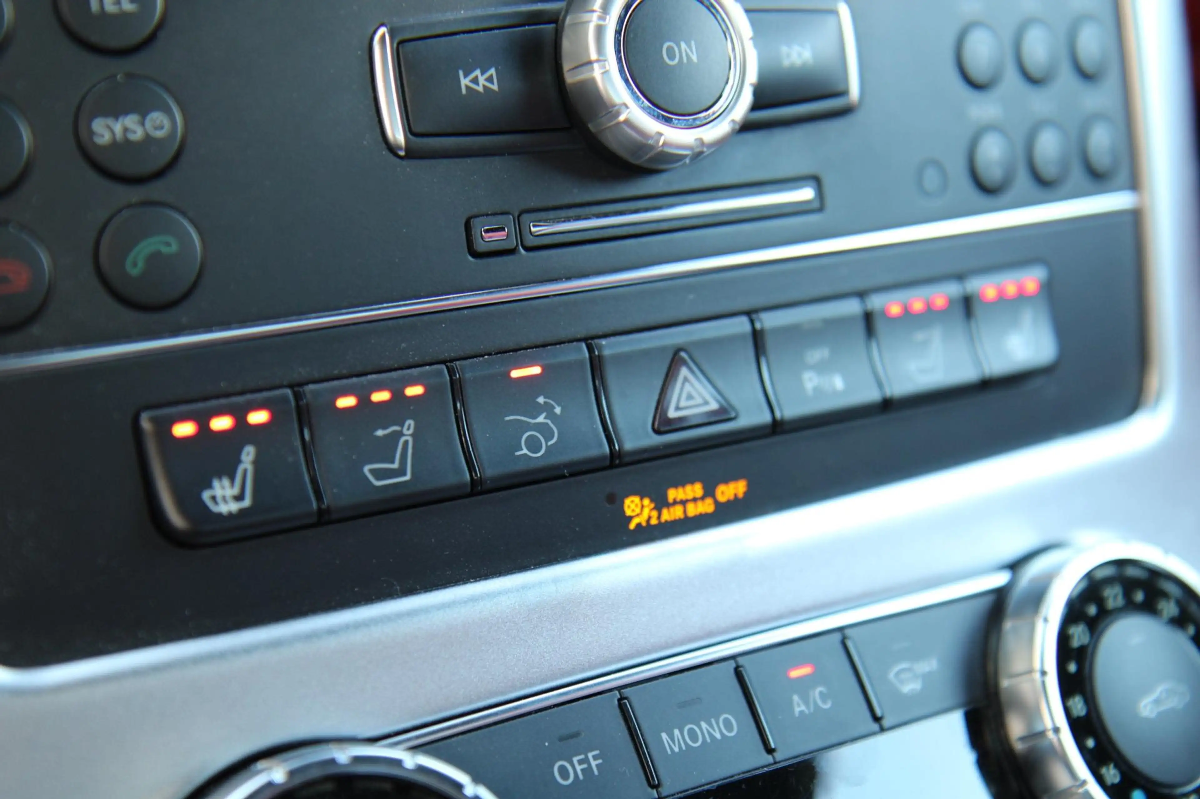 Mercedes-Benz SLS Roadster 6.3 AMG Ride Control DCT Topstaat — photo 30