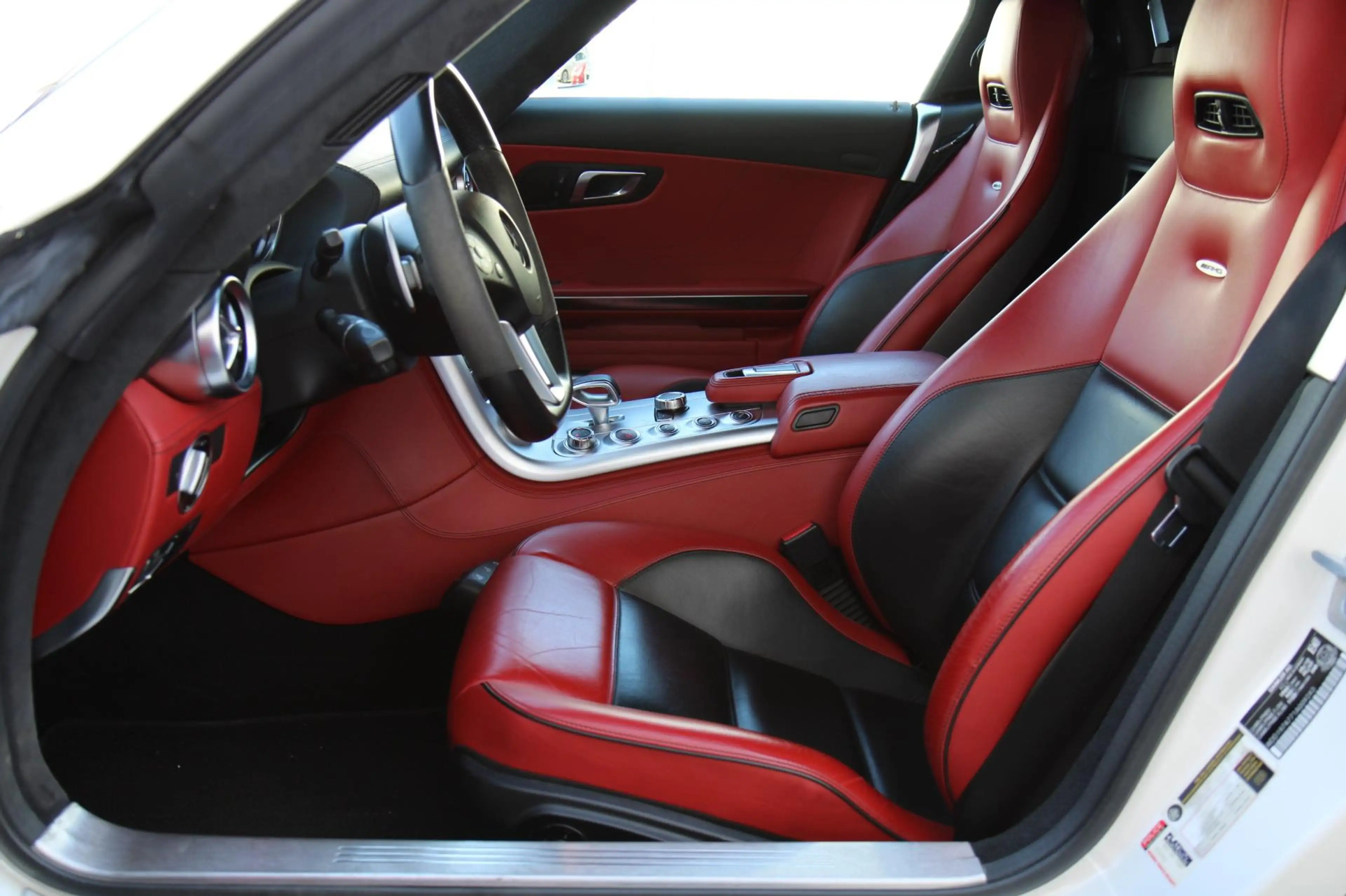 Mercedes-Benz SLS Roadster 6.3 AMG Ride Control DCT Topstaat — photo 10