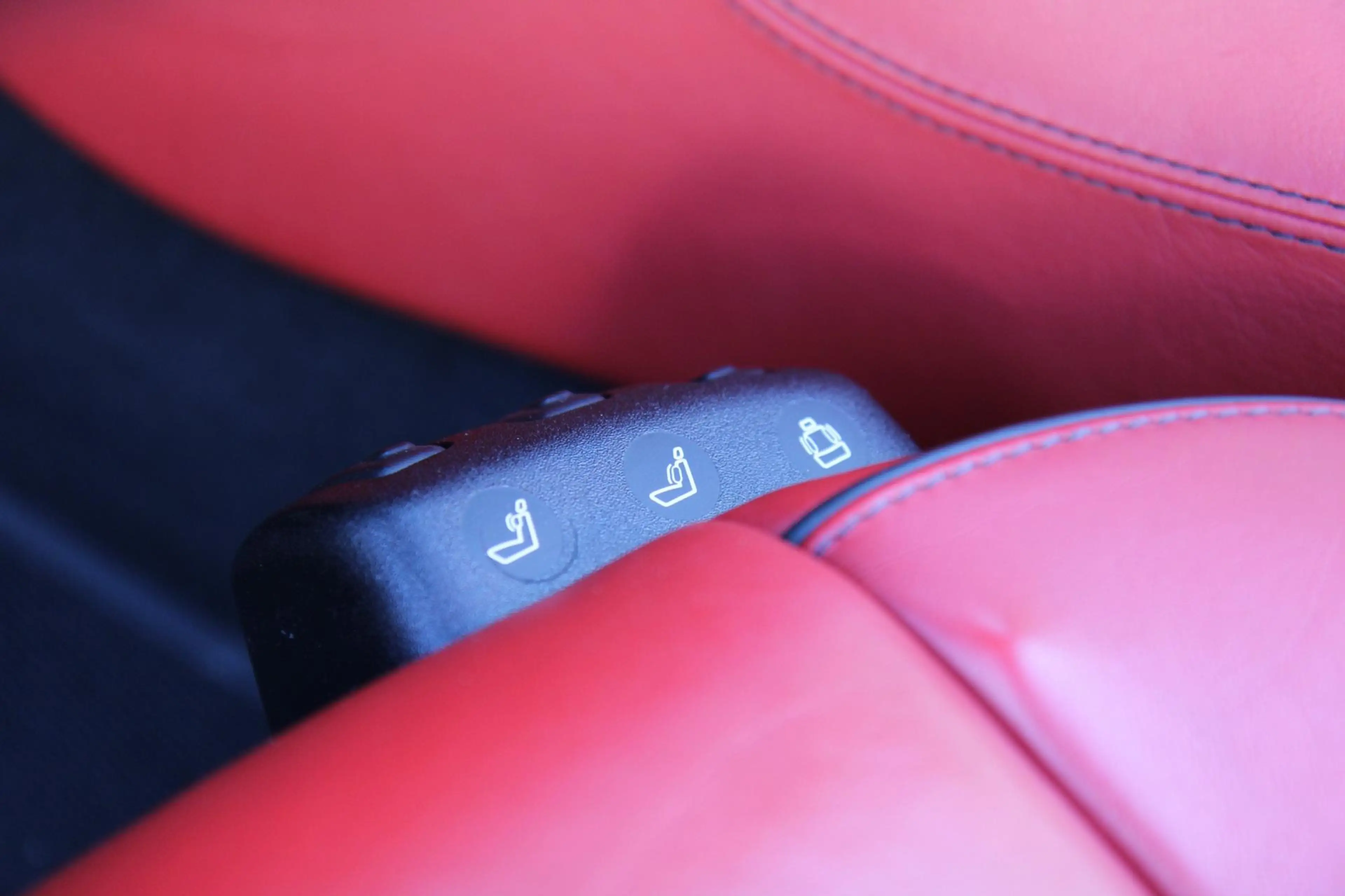 Mercedes-Benz SLS Roadster 6.3 AMG Ride Control DCT Topstaat — photo 12