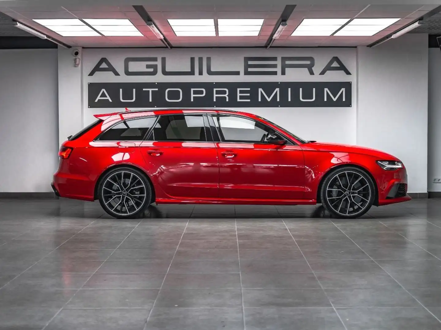 Audi A6 RS 6 4.0 TFSI 560CV quattro tiptron. Av. Rouge - 2