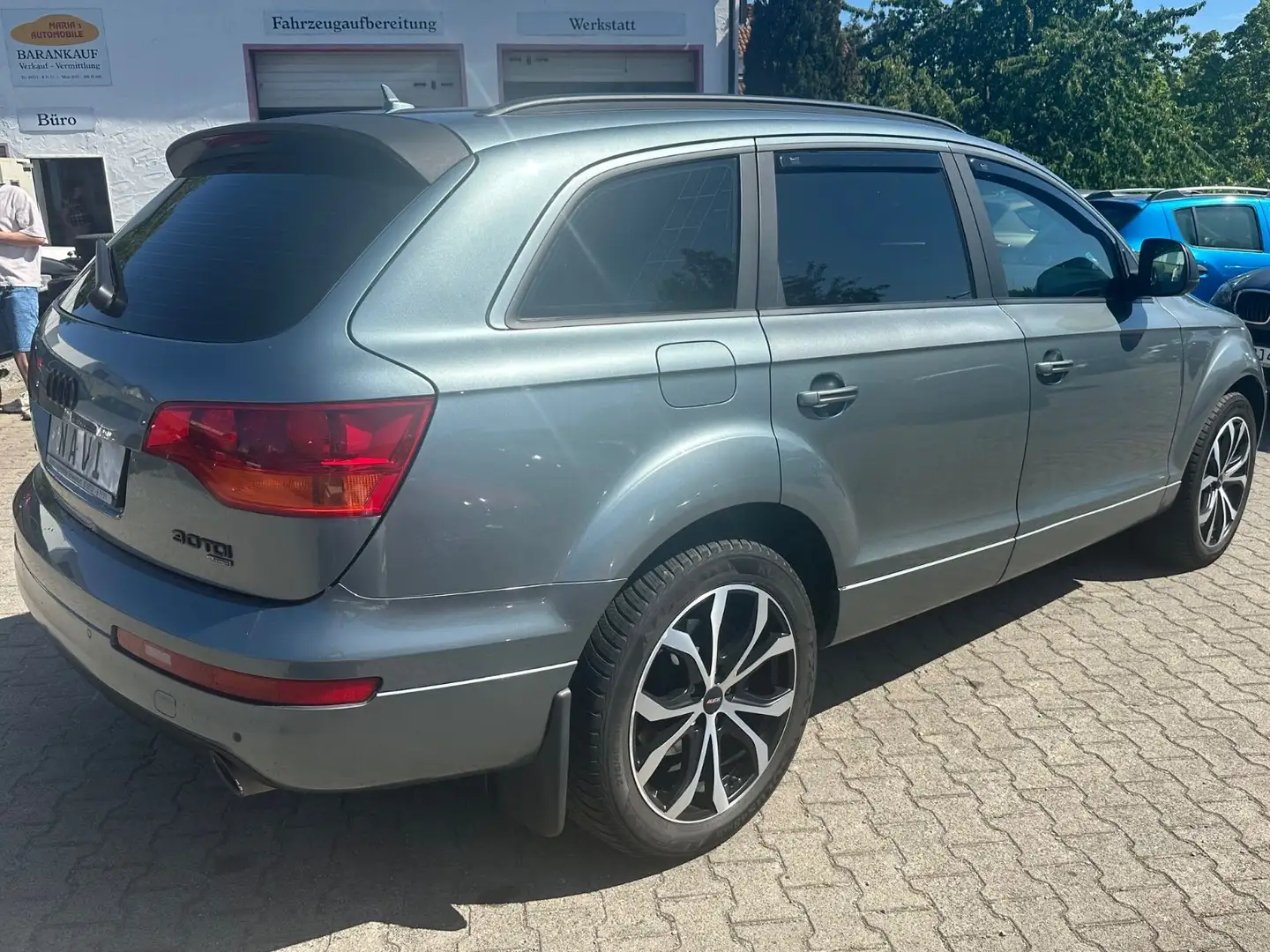 Audi Q7 3.0 TDI QuattroSport/NAVI/XENON/Klimaauto/PDC Grau - 2
