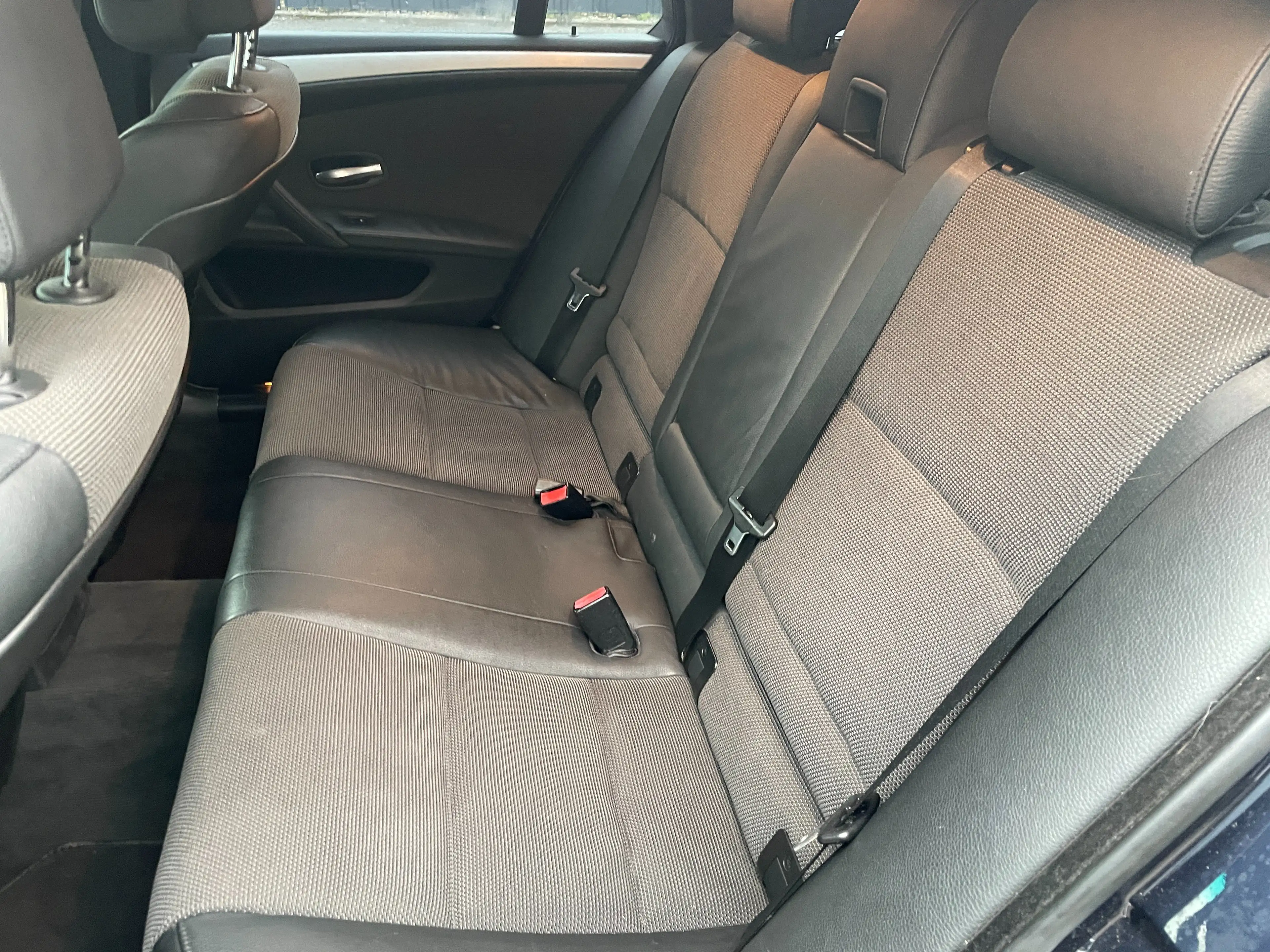 BMW 523 5er Touring TÜV 4/27+PANO+XEN+NAV+Sihz+Temp — photo 7