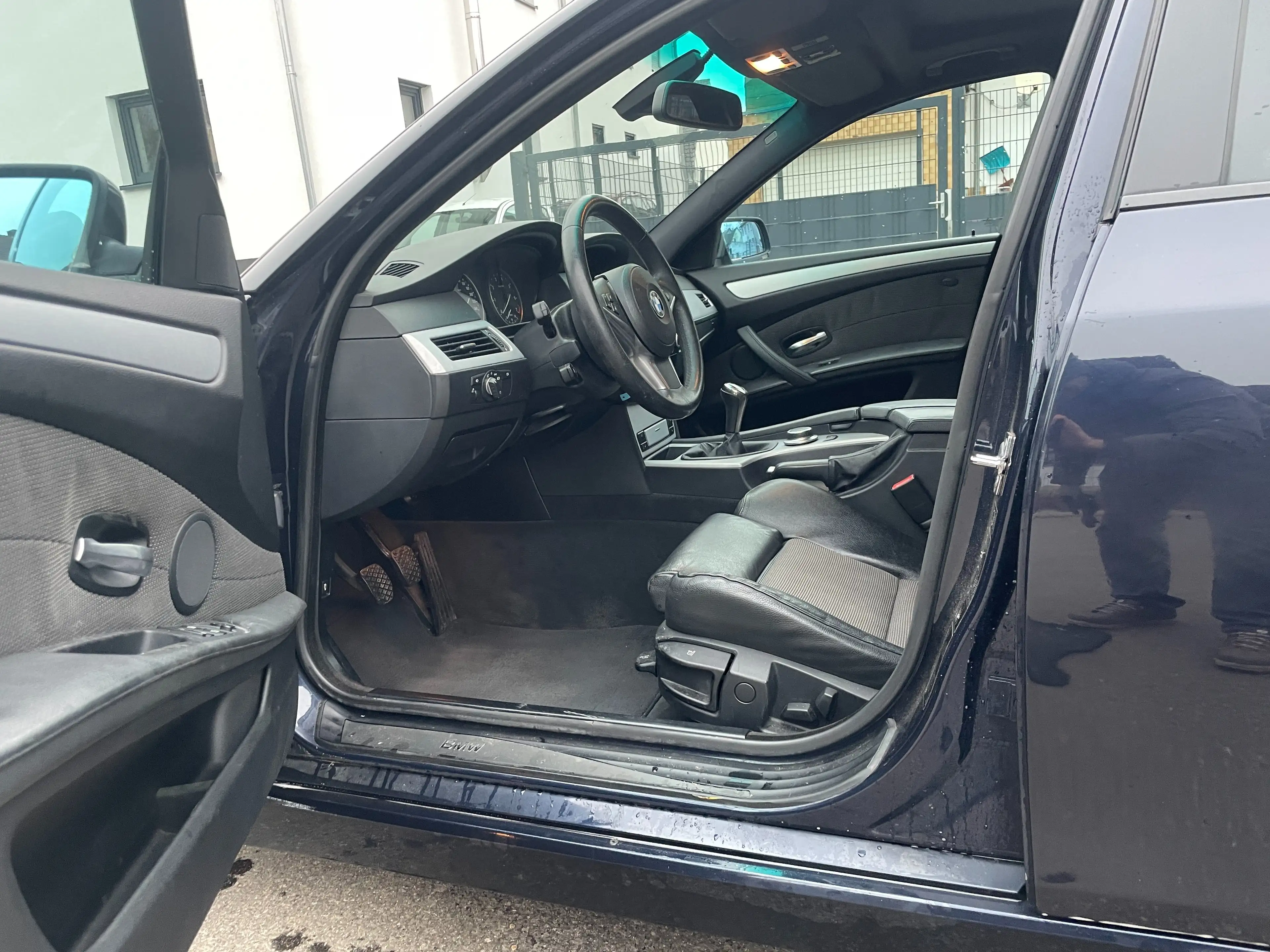 BMW 523 5er Touring TÜV 4/27+PANO+XEN+NAV+Sihz+Temp — photo 8