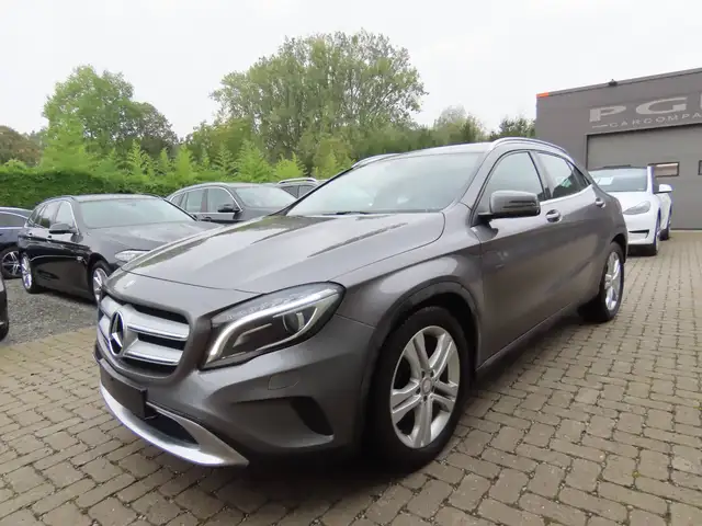 Mercedes-Benz GLA 200 GLA 200 d