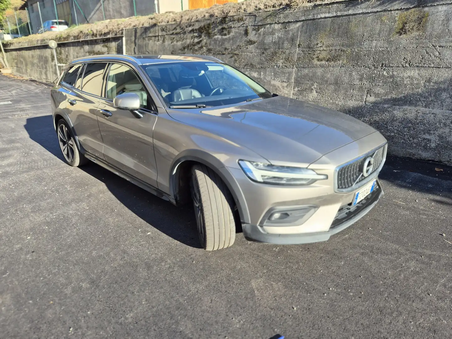 Volvo V60 Cross Country 2.0 d4 Pro awd geartronic - 2