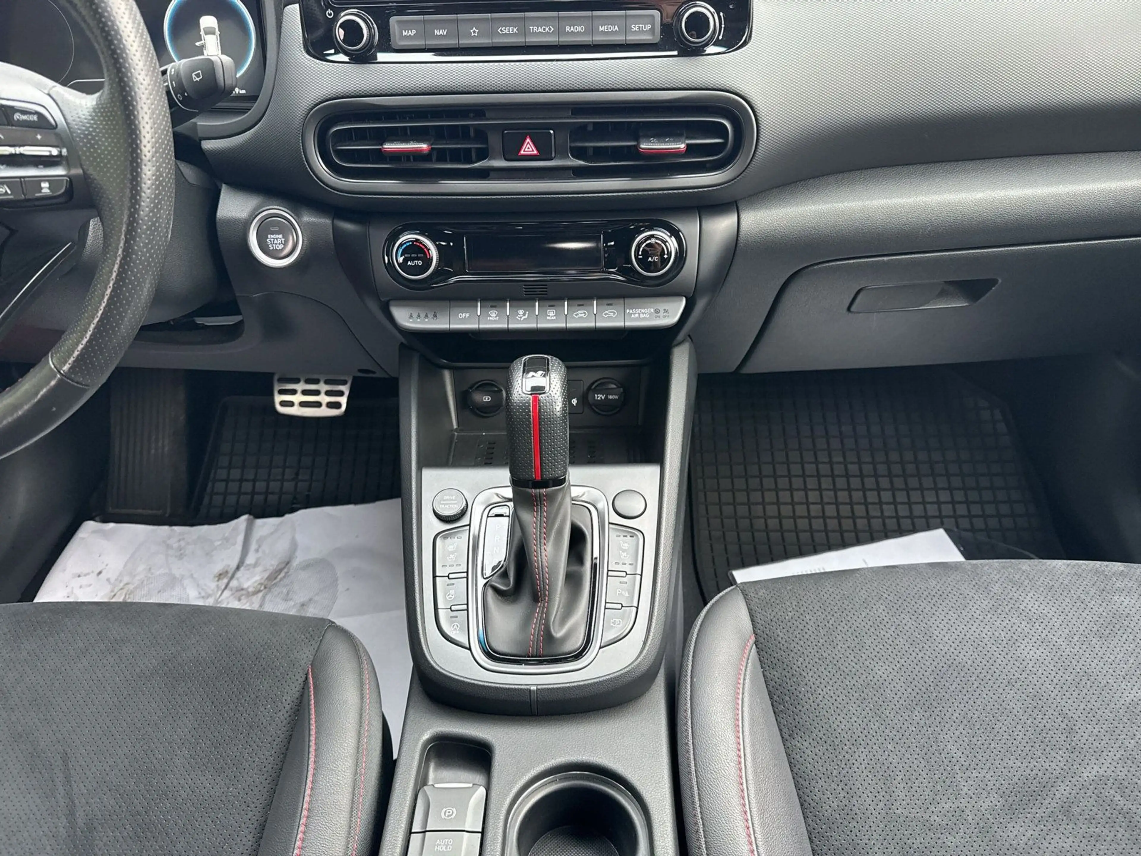 Hyundai KONA 1.6 T-GDI N Line 2WD +NAV+ALLWETTER+SHZ+19" — photo 14