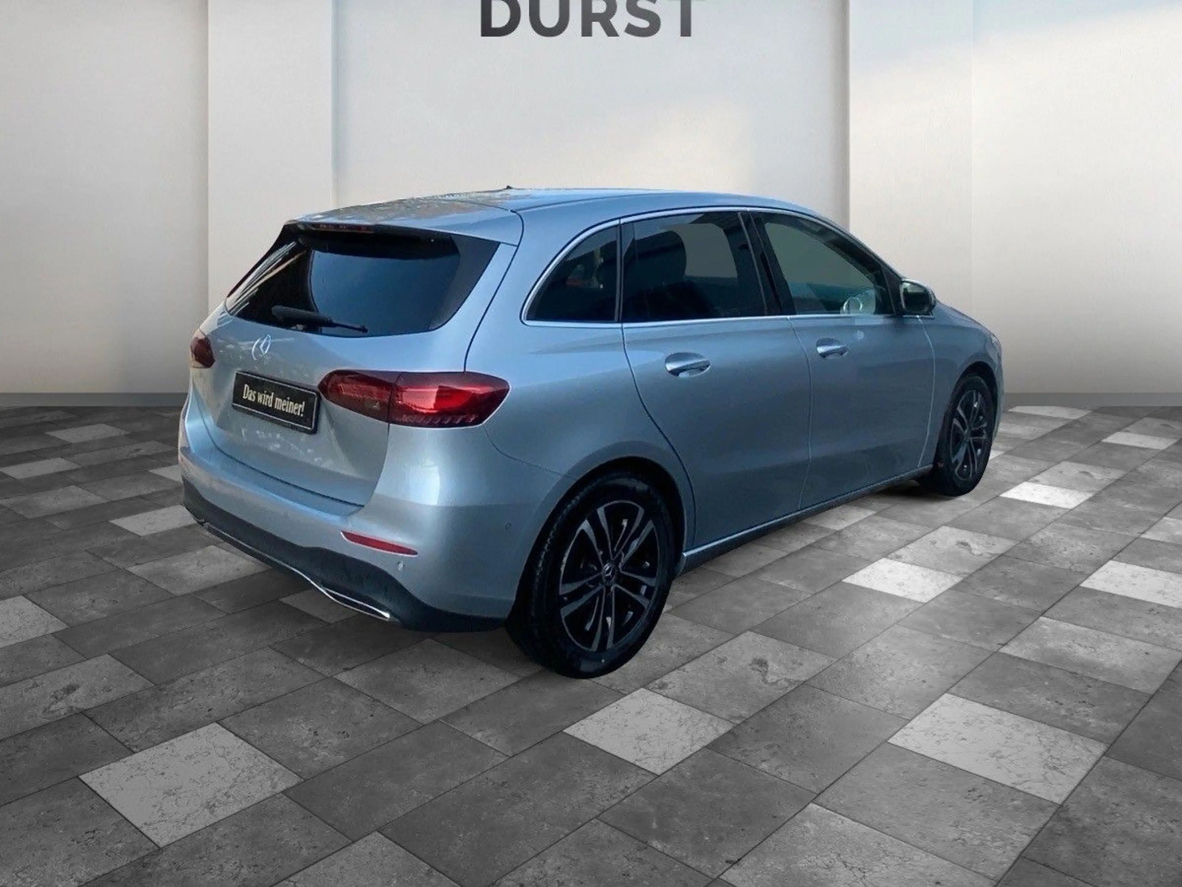 Mercedes-Benz B 220 B — photo 5