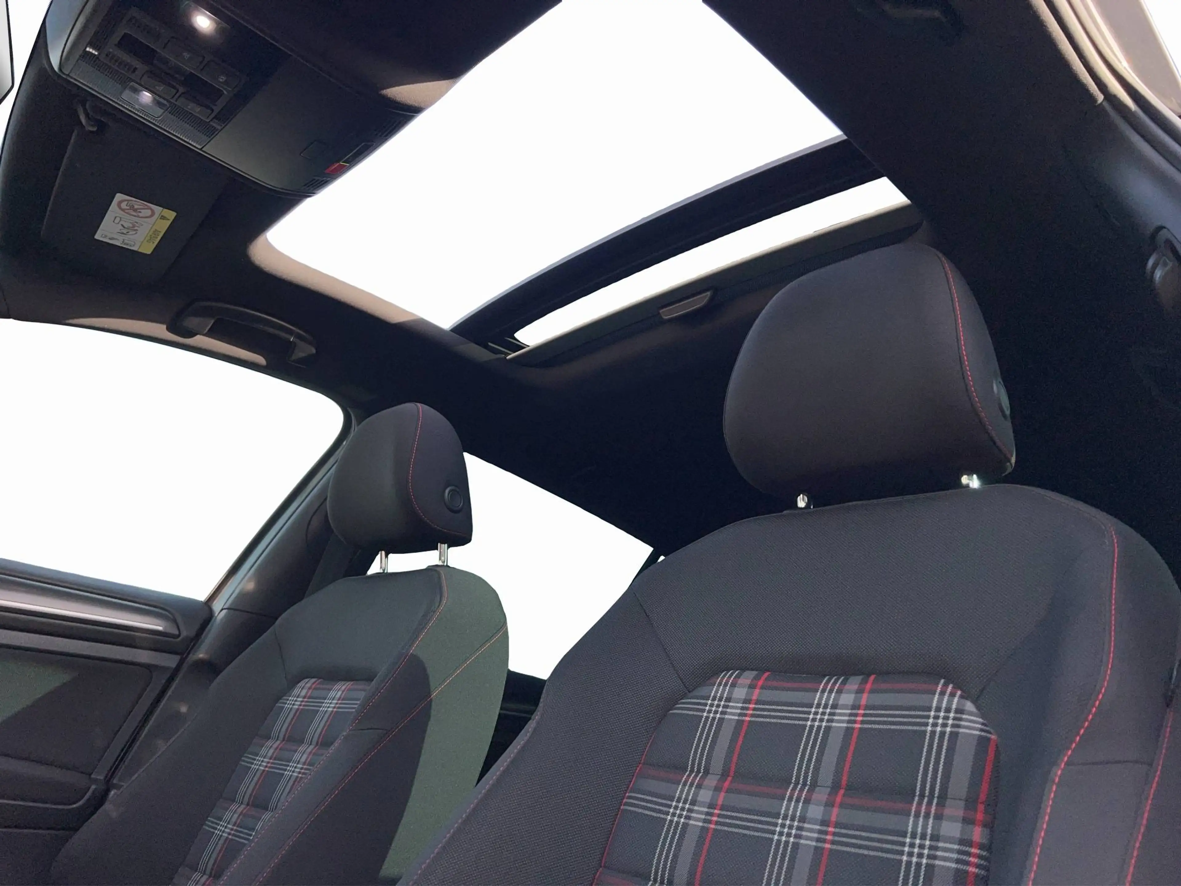 Volkswagen Golf GTI 2.0 TSI 245pk DSG • PANO • Full LED • Carplay • Keyless • Camera — photo 11