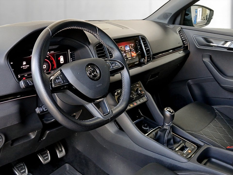 Skoda Karoq 2.0 TDI Sportline LED+NAVI+RADAR+RFK+LM — photo 9
