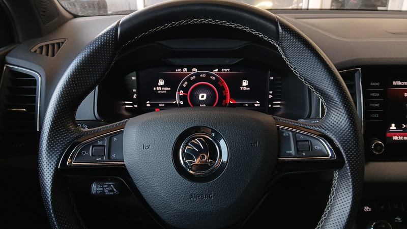 Skoda Karoq 2.0 TDI Sportline LED+NAVI+RADAR+RFK+LM — photo 11