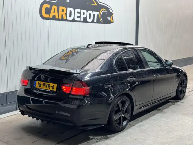 BMW 3 Series view 5