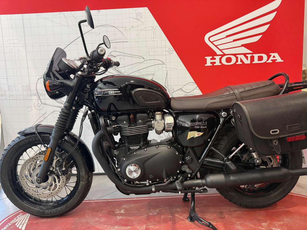 Triumph Bonneville T120 BONNEVILLE T120 BLACK
