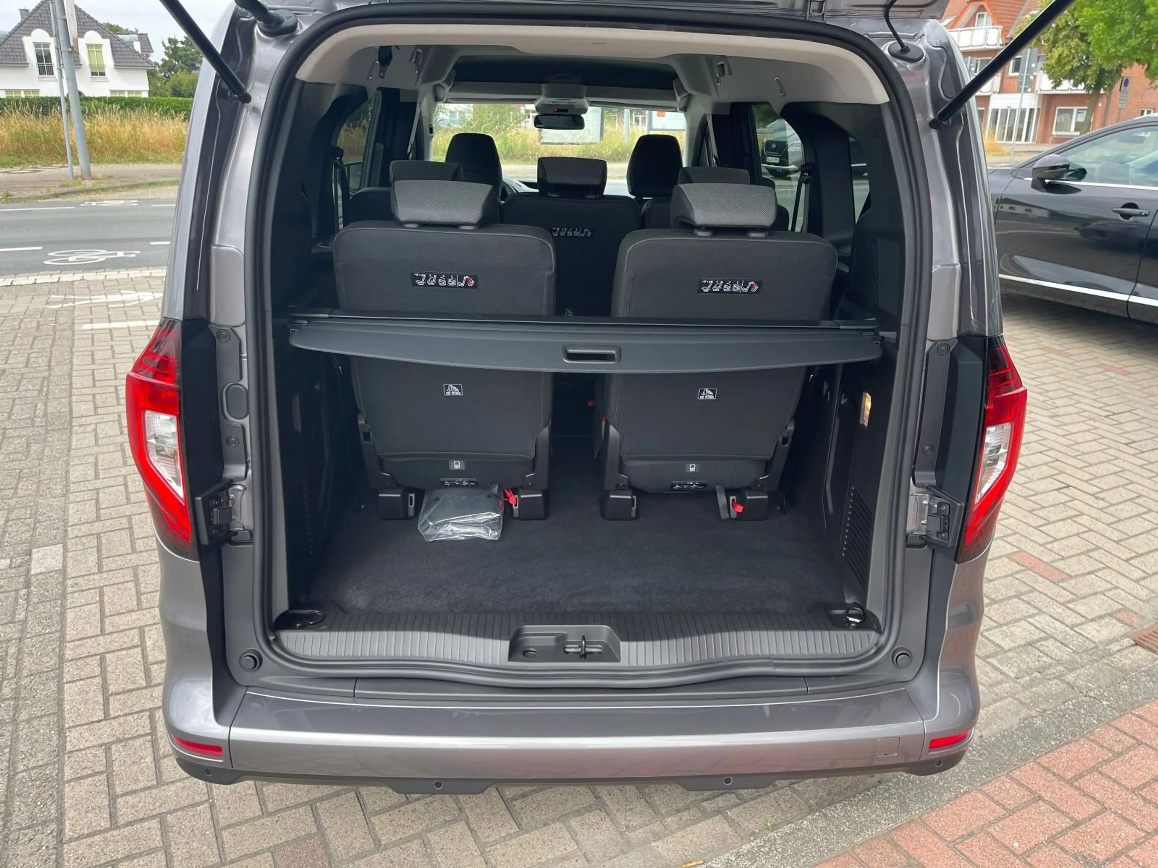 Nissan Townstar Kombi L2 1.3 DiG-T Tekna AT — photo 9