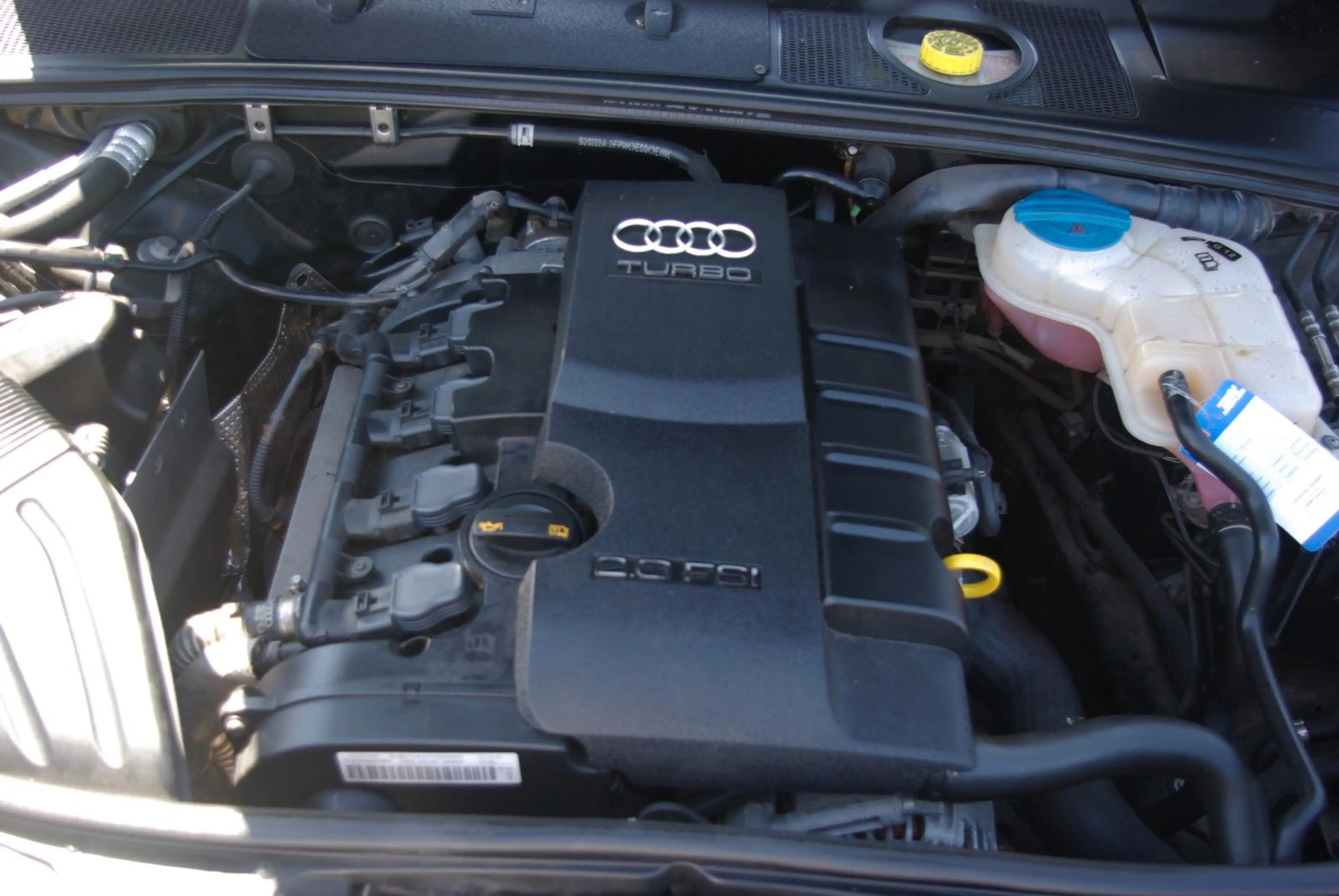 Audi A4 Cabriolet 2.0  Lederausstattung — photo 11