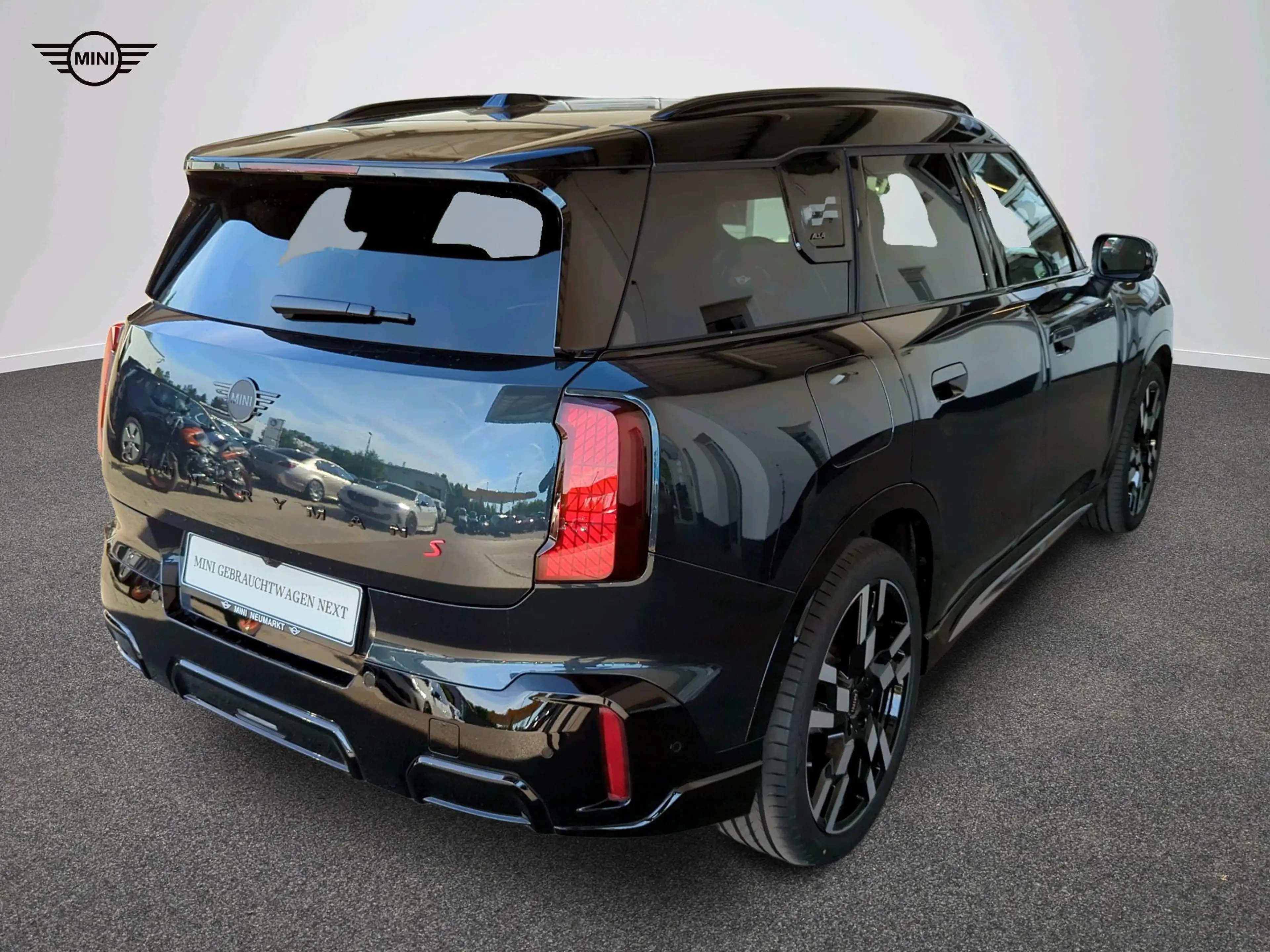 MINI Countryman S All4 John Cooper Works Trim — photo 4