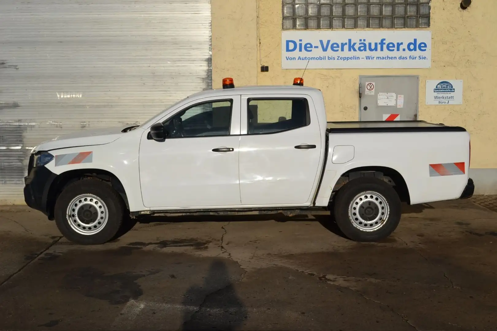 Mercedes-Benz X 220 X X 220 d 4Matic Doppelkabine 1. Hand Weiß - 2