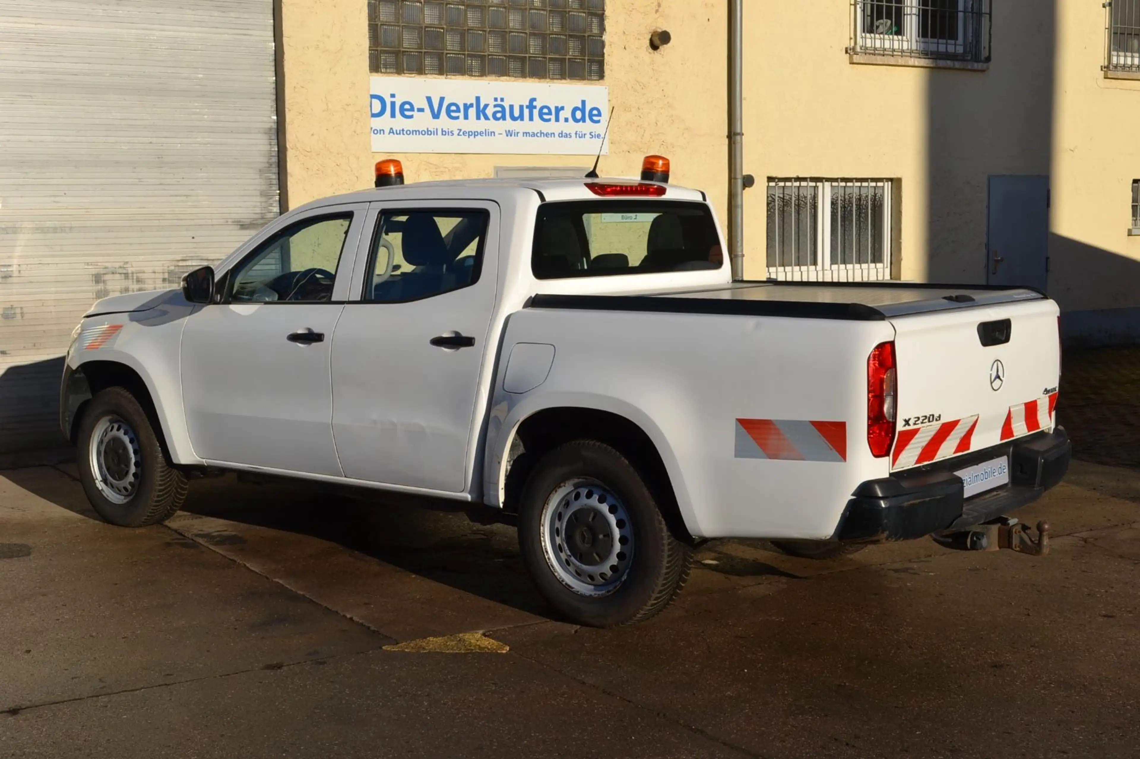Mercedes-Benz X 220 X X 220 d 4Matic Doppelkabine 1. Hand — photo 3