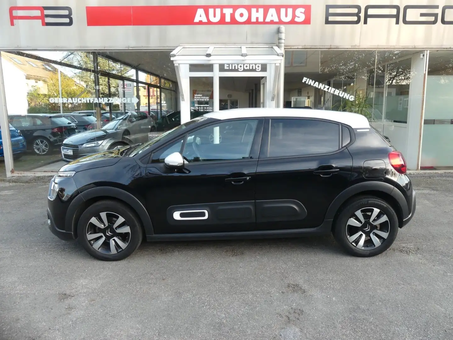 Citroen C3 Shine Pure Tech Automatik Schwarz - 1