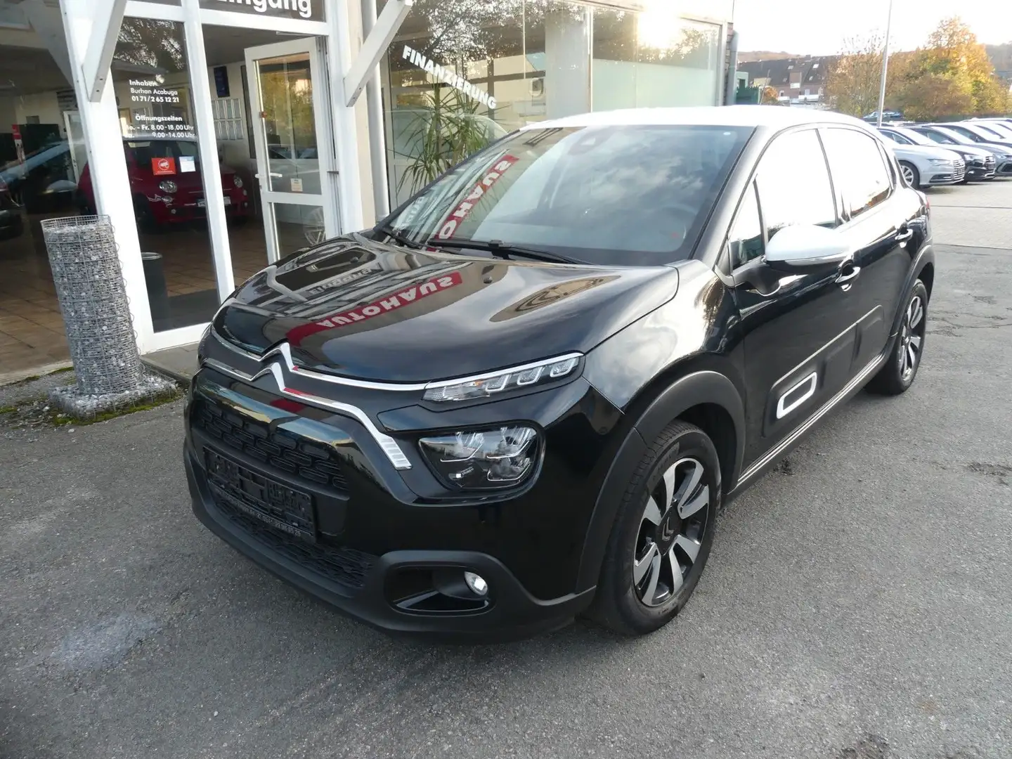 Citroen C3 Shine Pure Tech Automatik Schwarz - 2