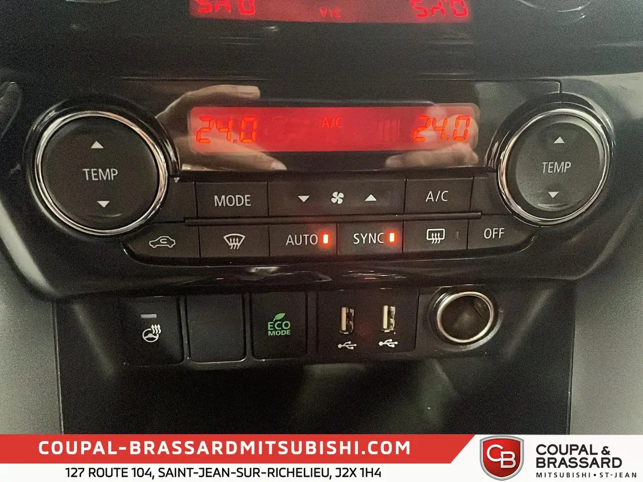 Mitsubishi Eclipse Cross снимка Mitsubishi Eclipse Cross